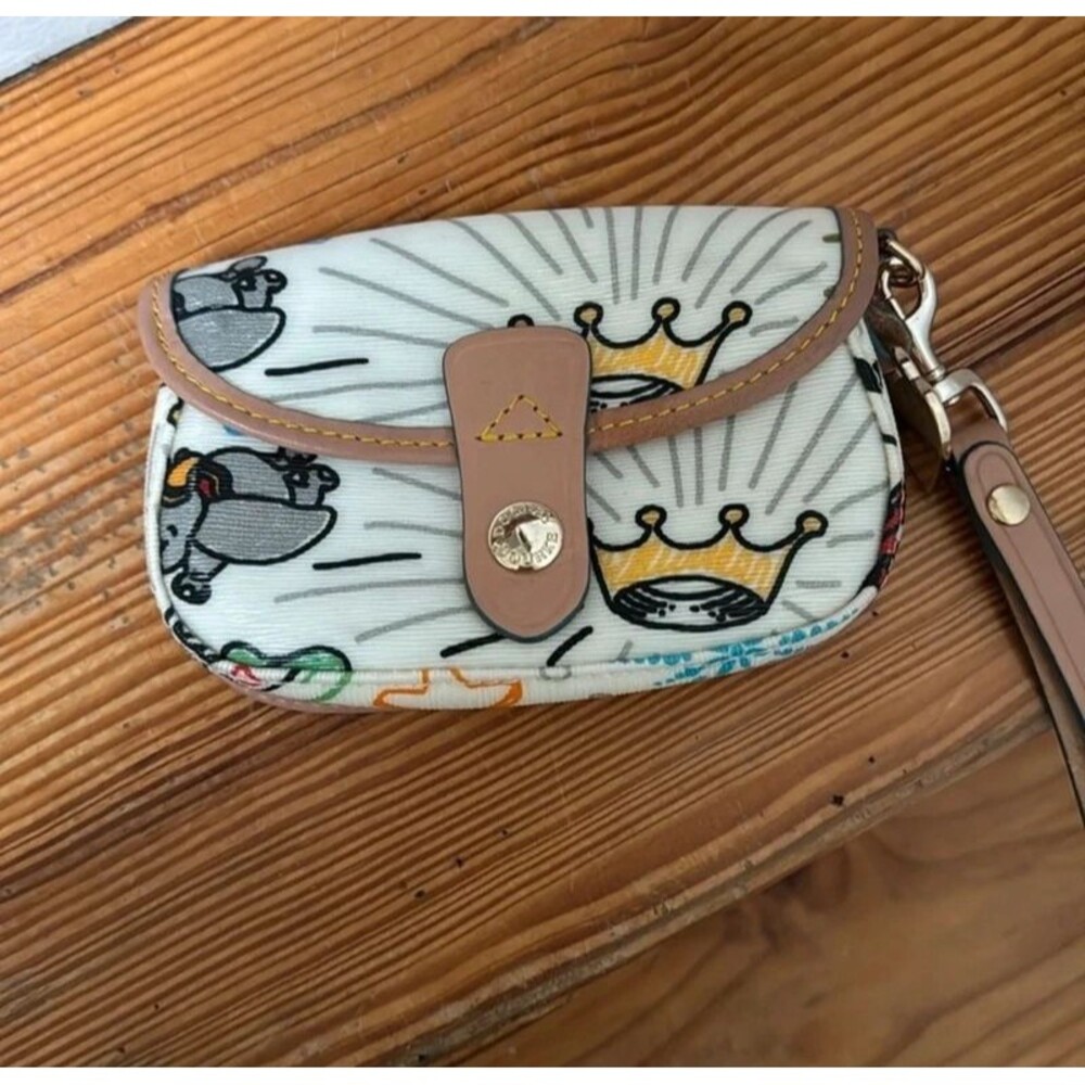 Dooney and Bourke Disney parks exclusive wristlet